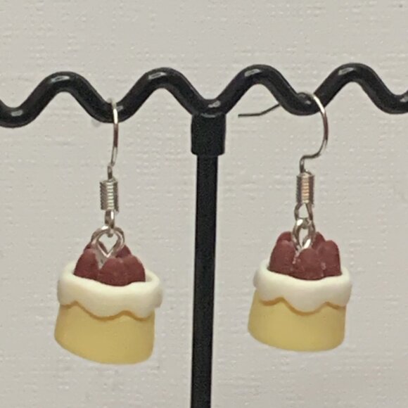 Strawberry Earring, Cake Earring, Dessert Earring, Chef Earring, Baking Earring - Picture 6 of 6